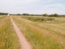 Oude en nieuwe fietsweg langs de Elbe